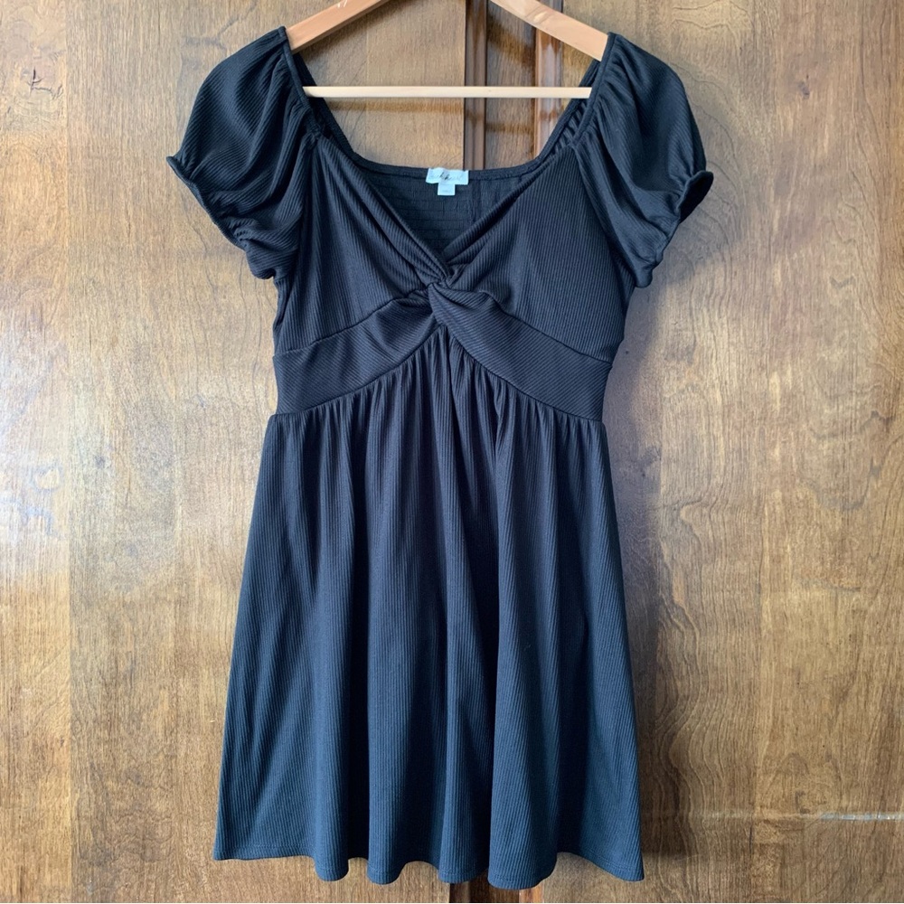 Black Knot-Front Short Sleeve Dress